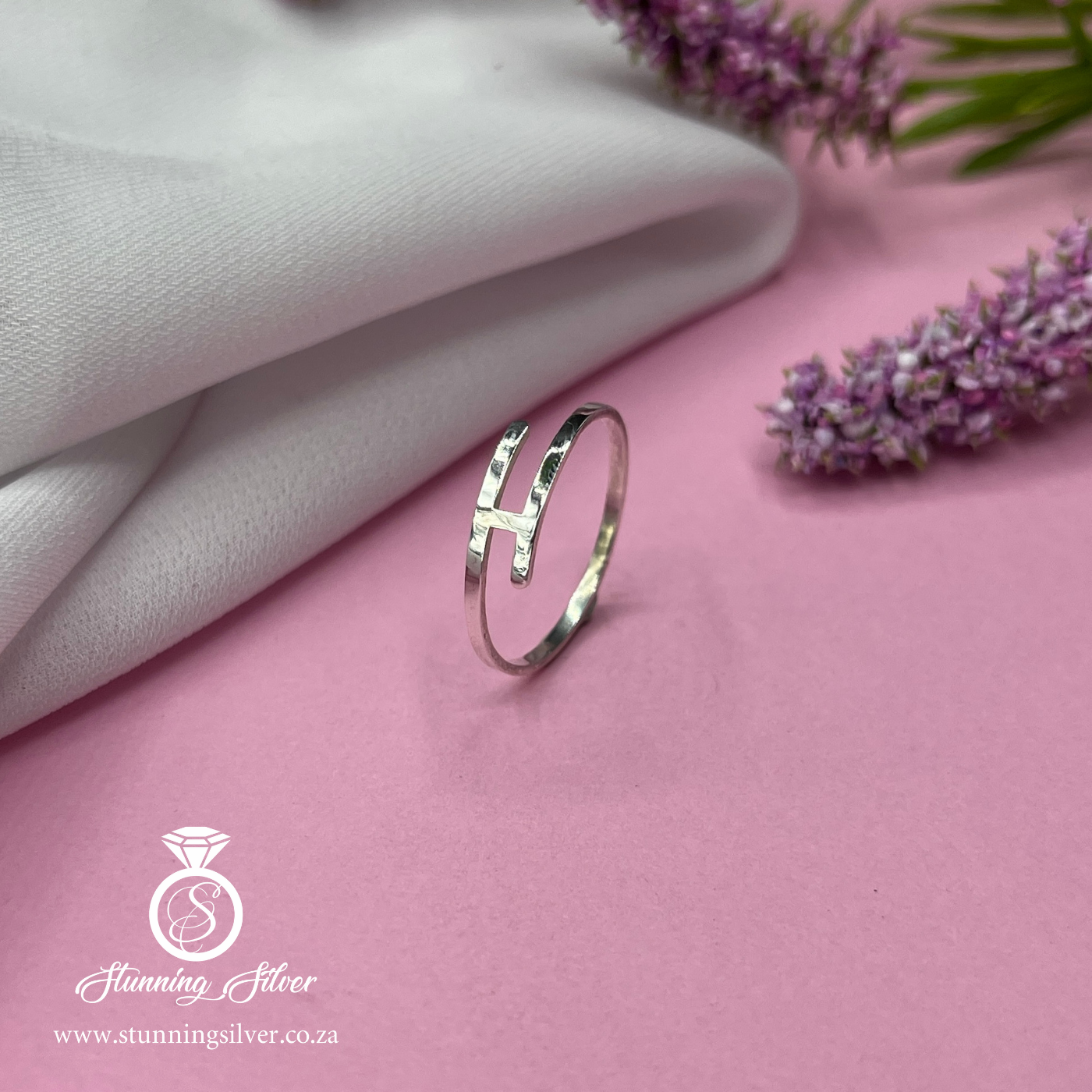 Initial Stack Ring - Arial