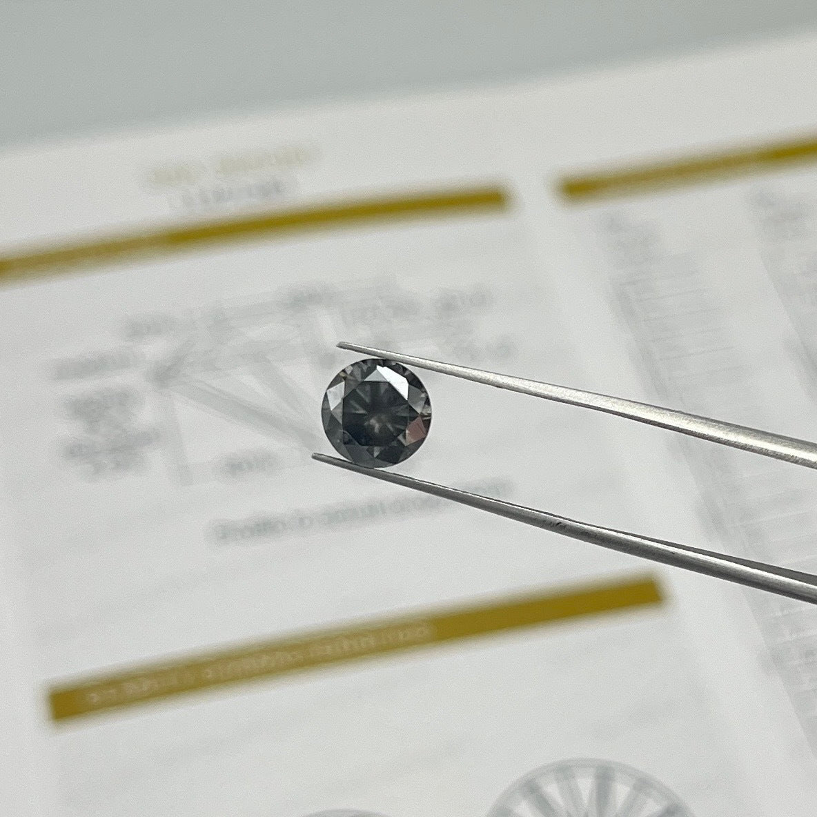 1.5ct Dark Grey Round Cut Moissanite