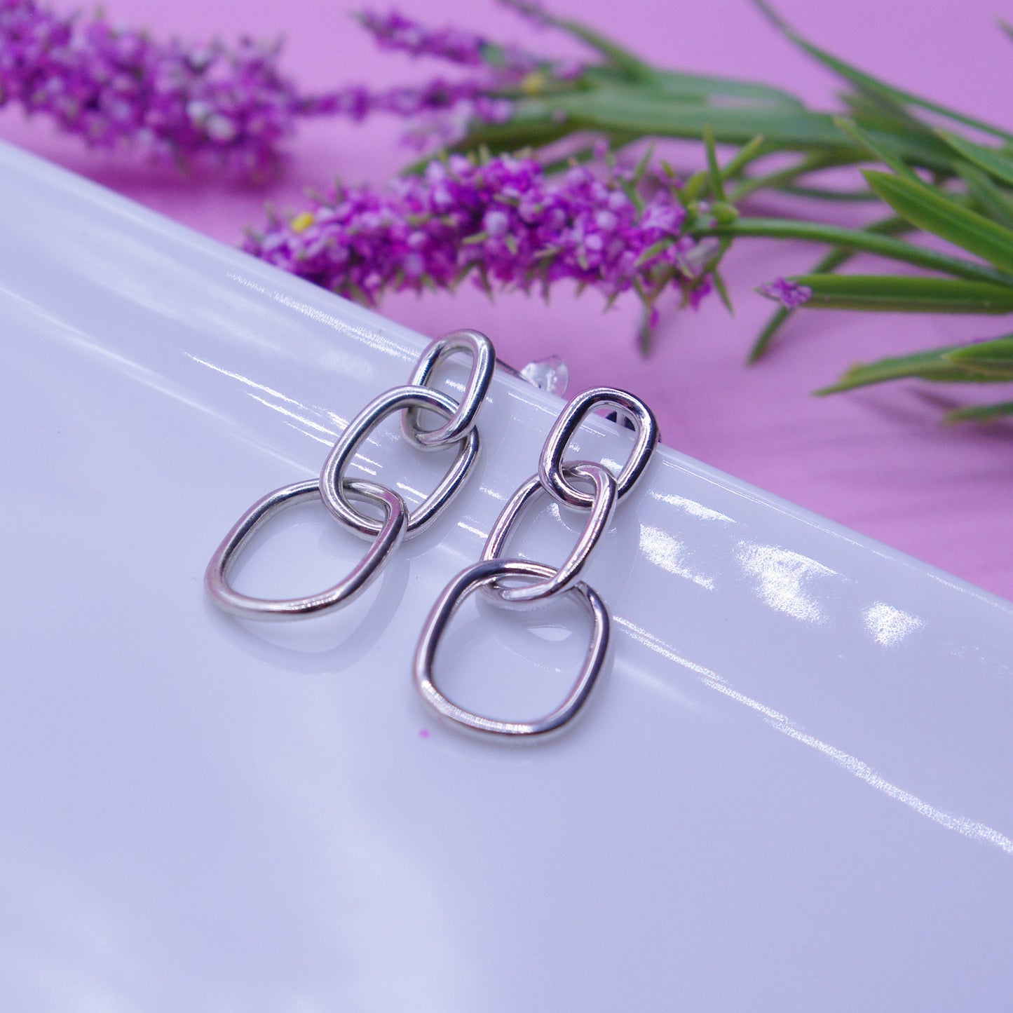Linked Oval Stud Earrings