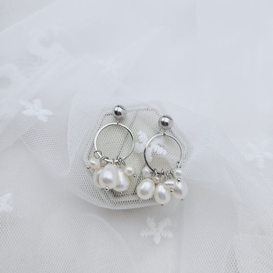 Cluster Pearl Hanging Earrings