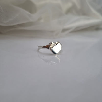 Small Heart Signet Ring
