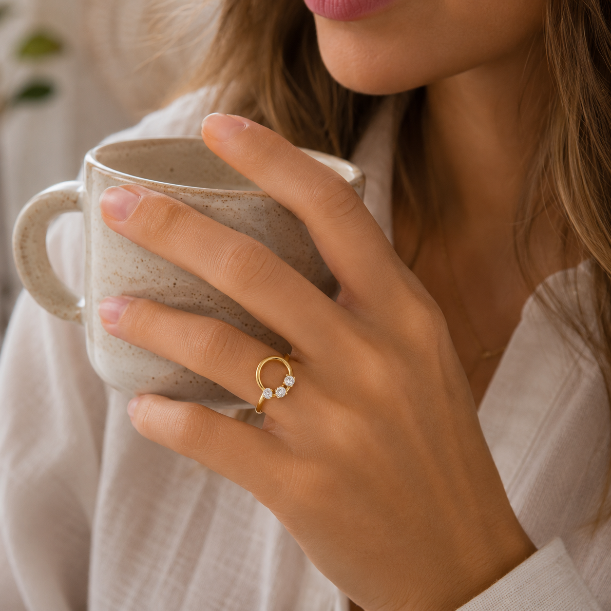 9ct Gold Reverie Ring - White
