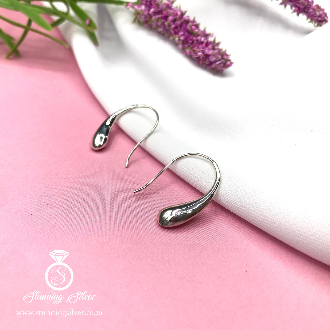 Hanging earrings