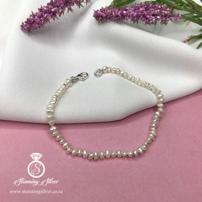 Fine Pearl Bracelet