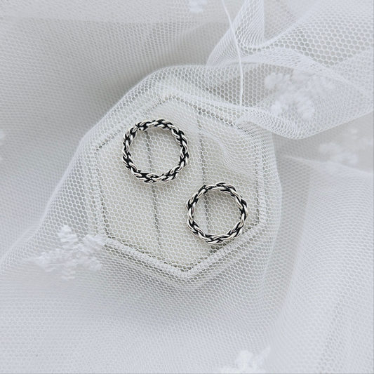 Rope Circle Stud Earrings