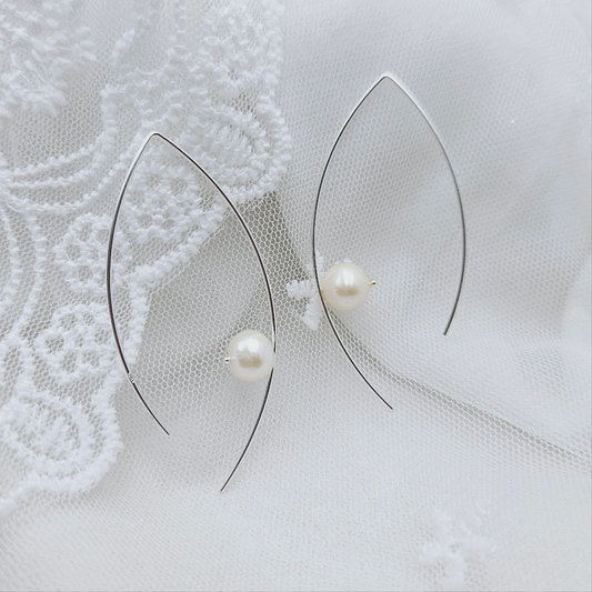 Backwards Pearl Hanging Earrings