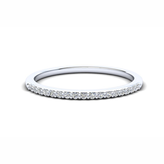 Hazel Eternity Ring: 925 Silver with White Stones